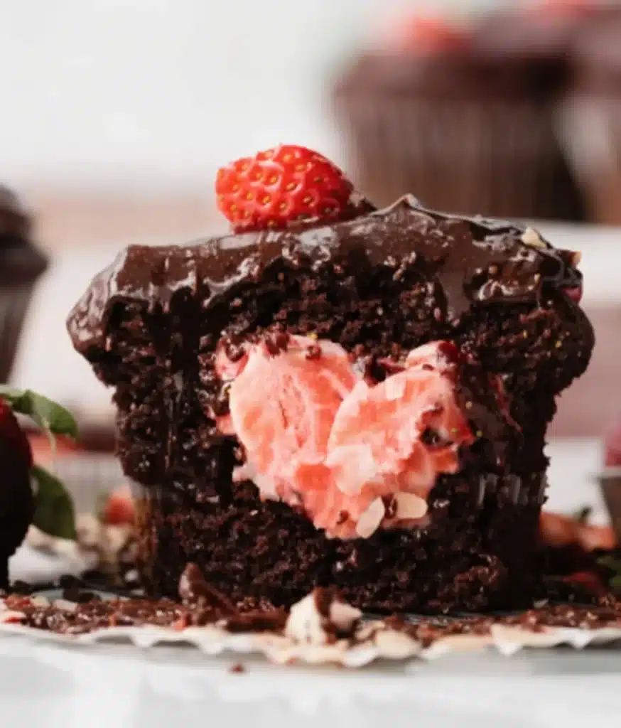 Chocolate Covered Strawberry Cupcakes